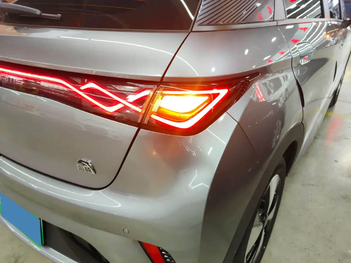 2023 BYD Dolphin BEV 44.928KWH,autocango,china used car exporter,china ev exporter,chinese used car exporter,chinese used ev exporter