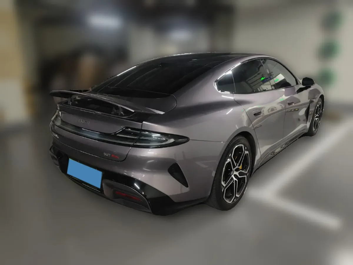 2024 MI SU7 BEV 101KWH,autocango,china used car exporter,china ev exporter,chinese used car exporter,chinese used ev exporter