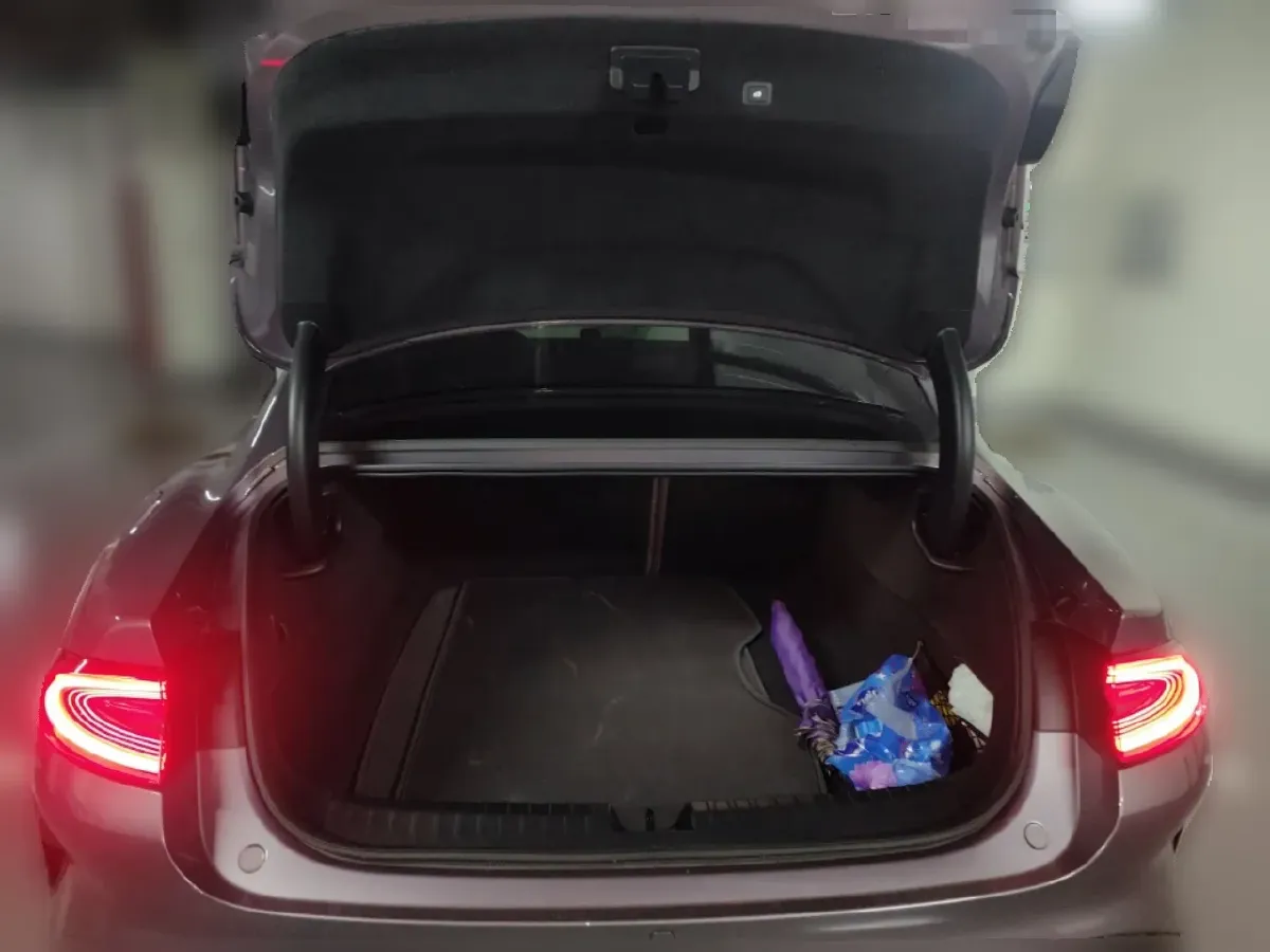 2024 MI SU7 BEV 101KWH,autocango,china used car exporter,china ev exporter,chinese used car exporter,chinese used ev exporter