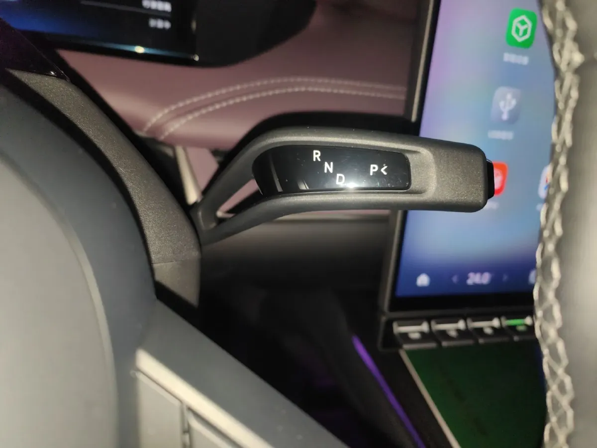 2024 MI SU7 BEV 101KWH,autocango,china used car exporter,china ev exporter,chinese used car exporter,chinese used ev exporter