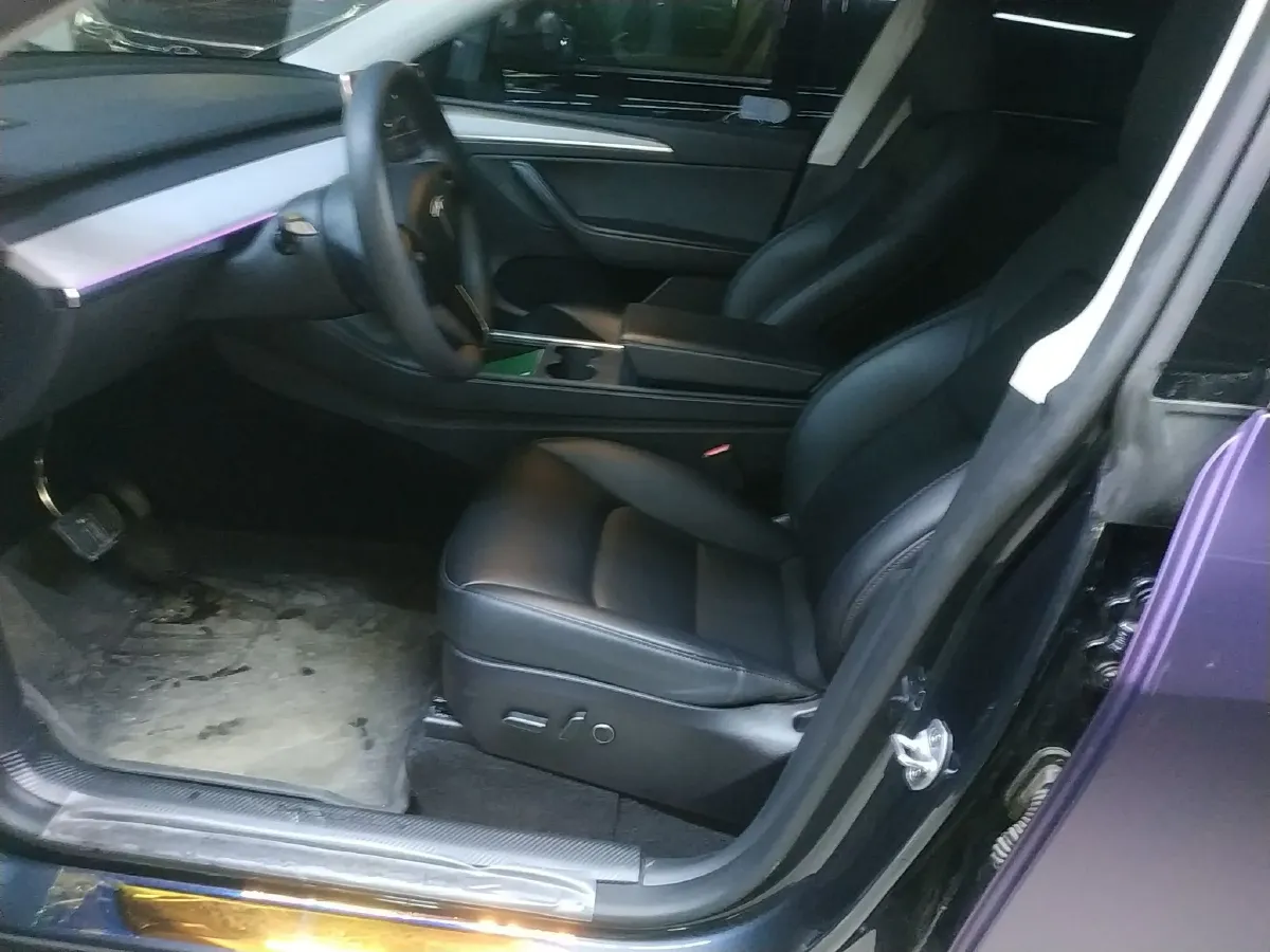 2024 Tesla Model Y BEV 60KWH,autocango,china used car exporter,china ev exporter,chinese used car exporter,chinese used ev exporter