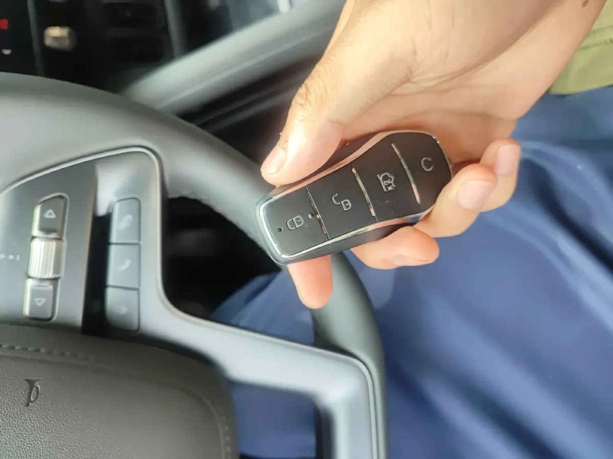 2025 BYD SongL EV BEV 71.8KWH,autocango,china used car exporter,china ev exporter,chinese used car exporter,chinese used ev exporter