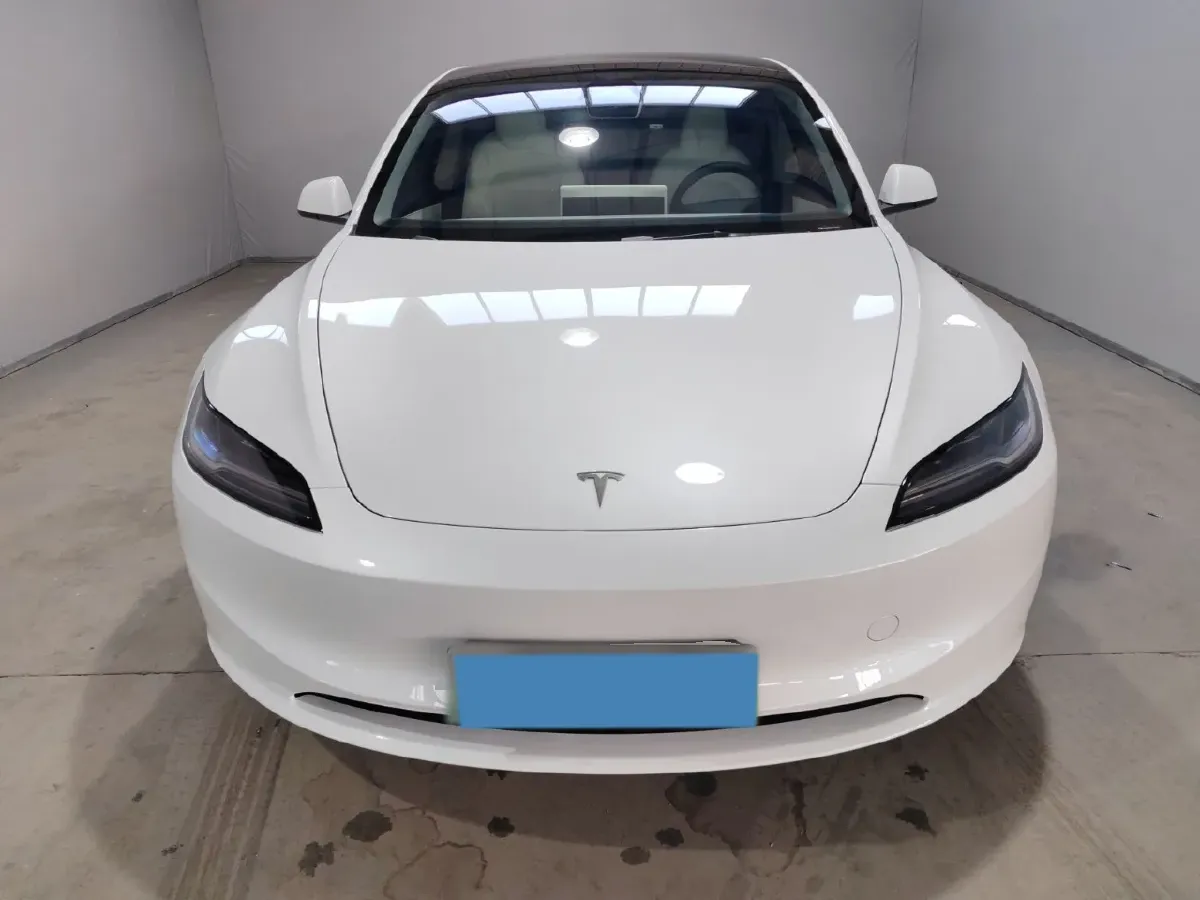 2025 Tesla Model 3 BEV 62.5KWH,autocango,china used car exporter,china ev exporter,chinese used car exporter,chinese used ev exporter