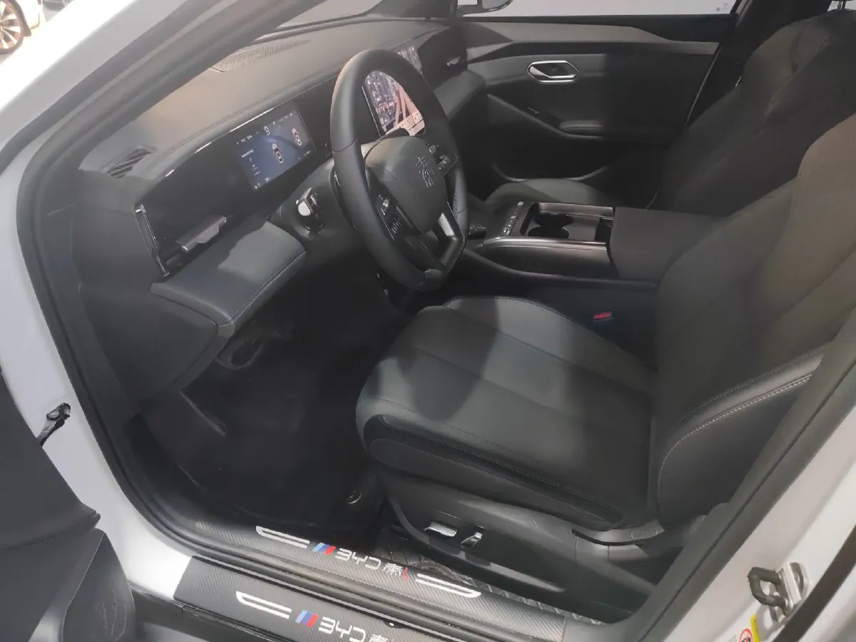 2025 BYD QinL BEV,autocango,china used car exporter,china ev exporter,chinese used car exporter,chinese used ev exporter