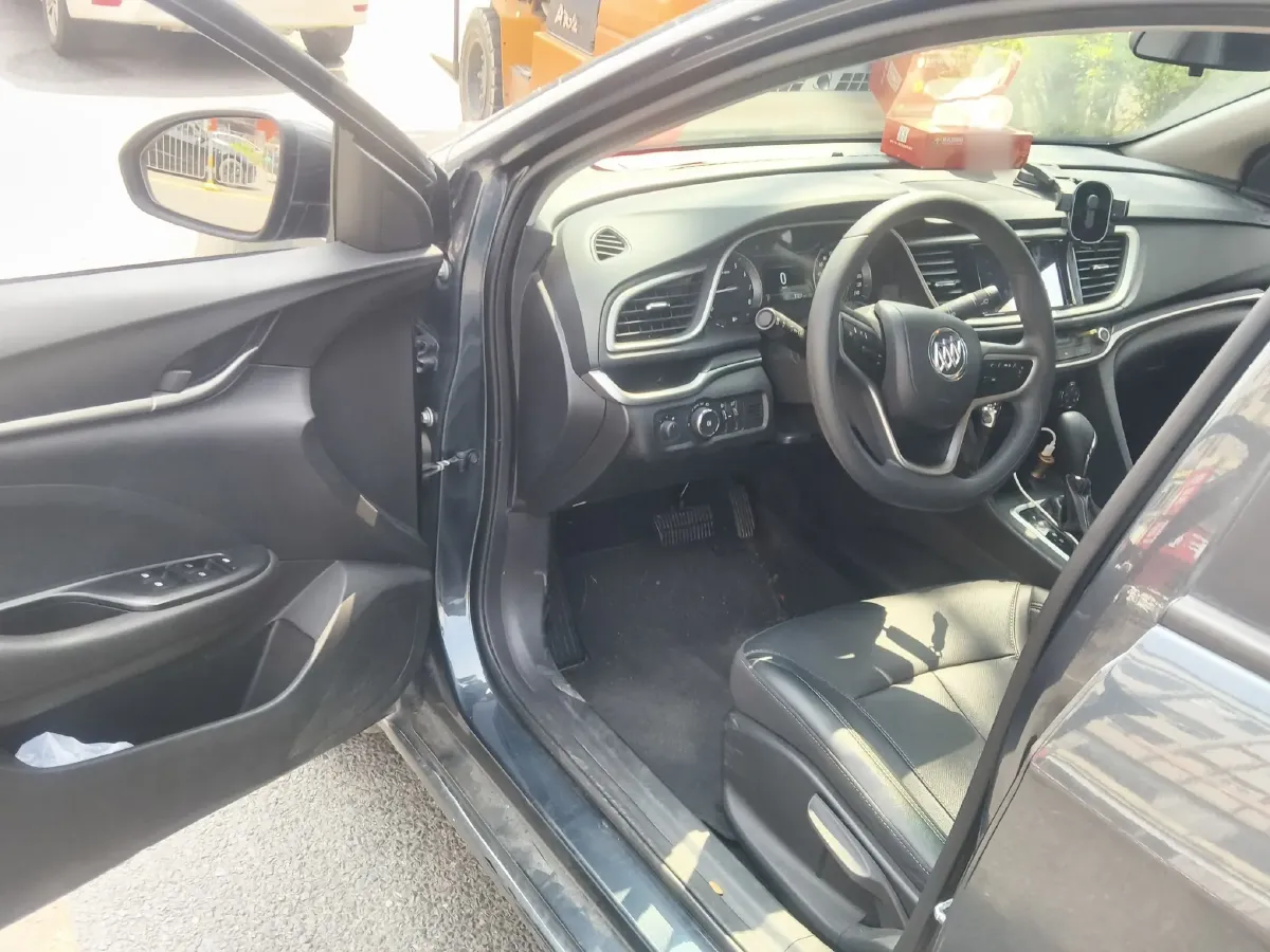 2021 Jetour X70 Plus 1.6T 197HP L4 7DCT,autocango,china used car exporter,china ev exporter,chinese used car exporter,chinese used ev exporter