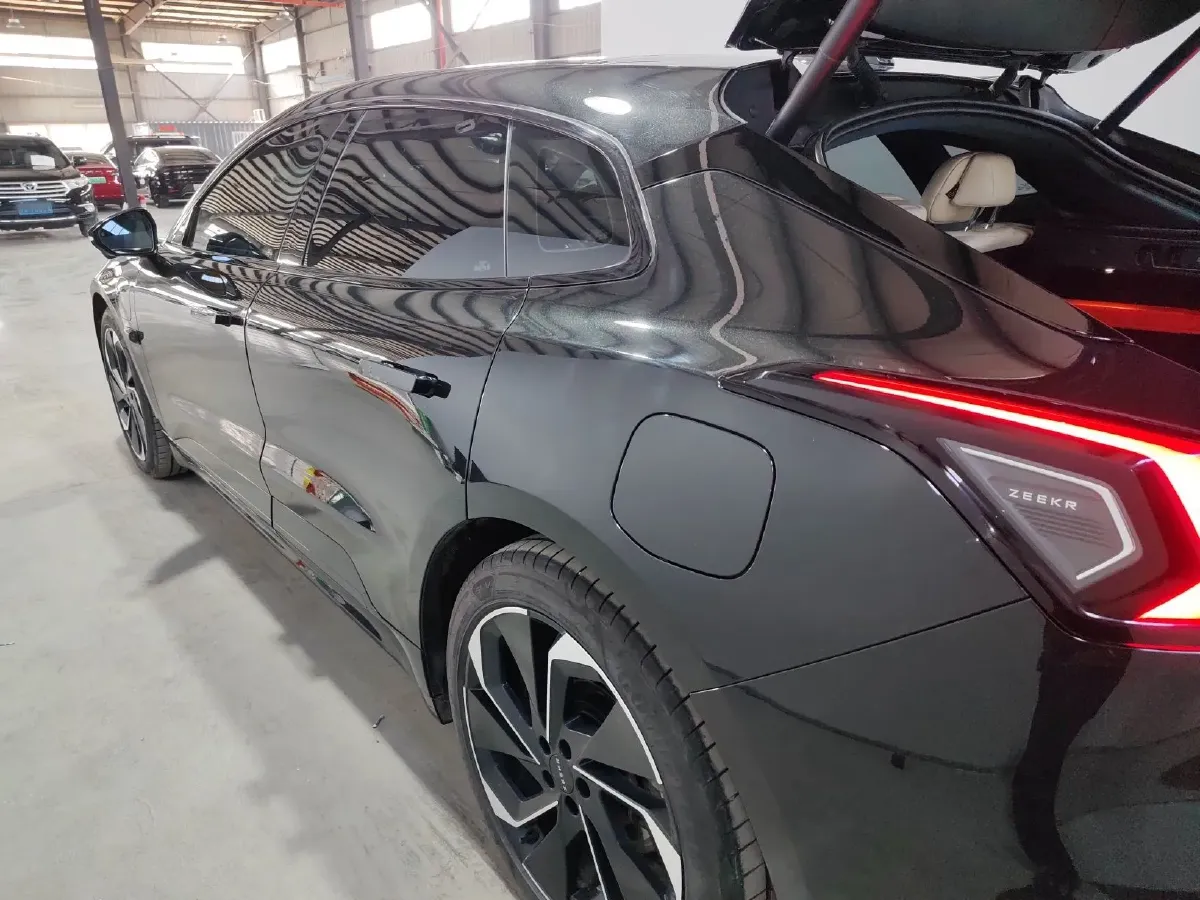 2022 Zeekr 001 BEV 100KWH,autocango,china used car exporter,china ev exporter,chinese used car exporter,chinese used ev exporter