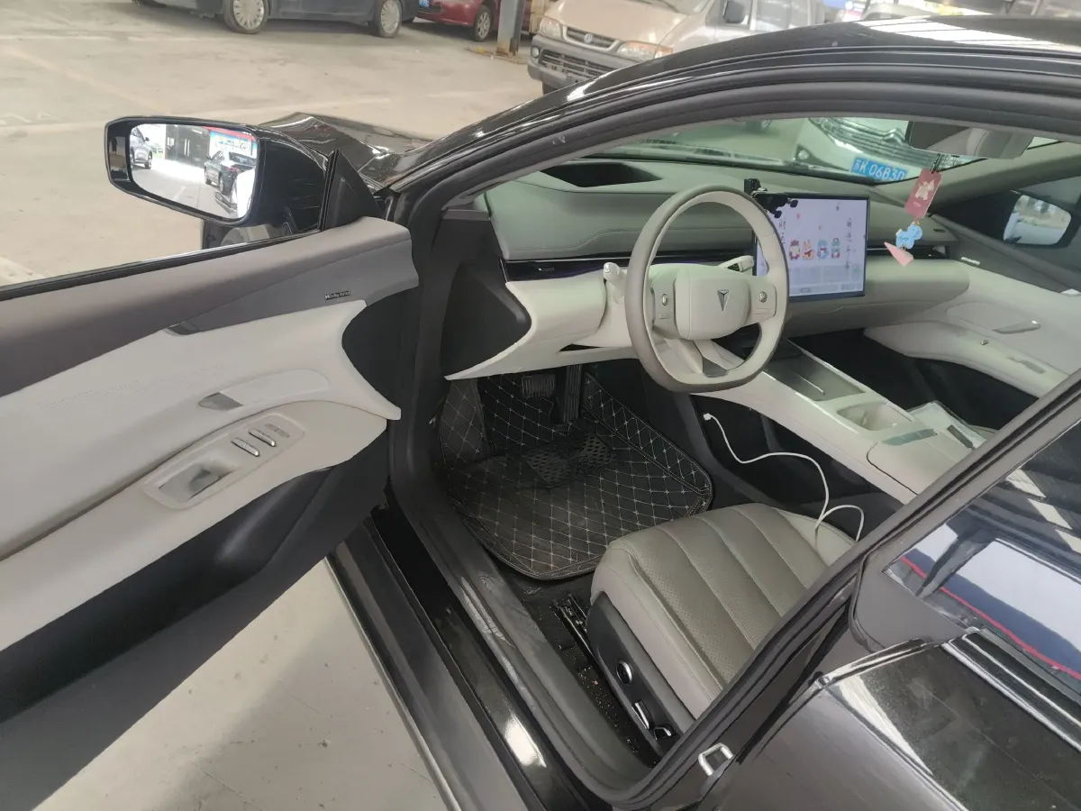 2026 Deepal L07 BEV,autocango,china used car exporter,china ev exporter,chinese used car exporter,chinese used ev exporter