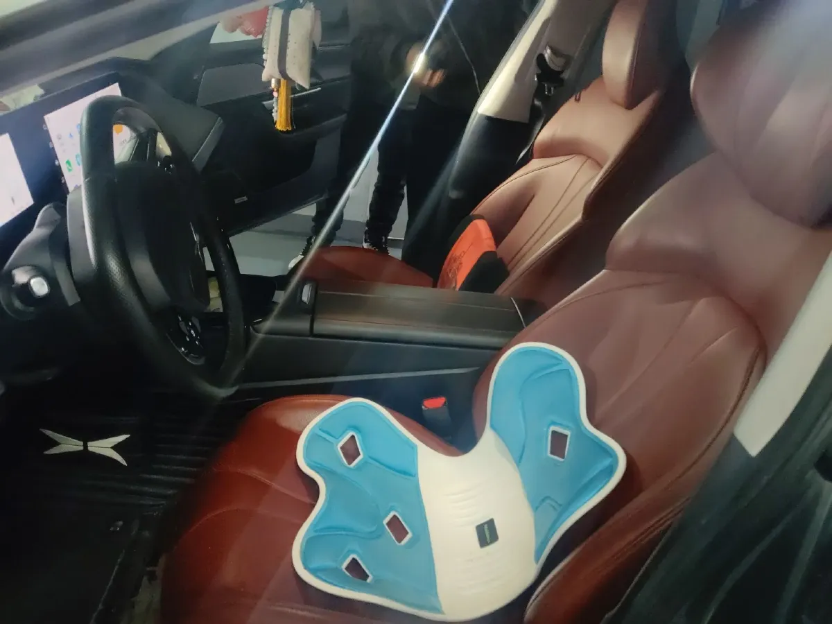 2020 Xpeng P7 BEV 80.9KWH,autocango,china used car exporter,china ev exporter,chinese used car exporter,chinese used ev exporter