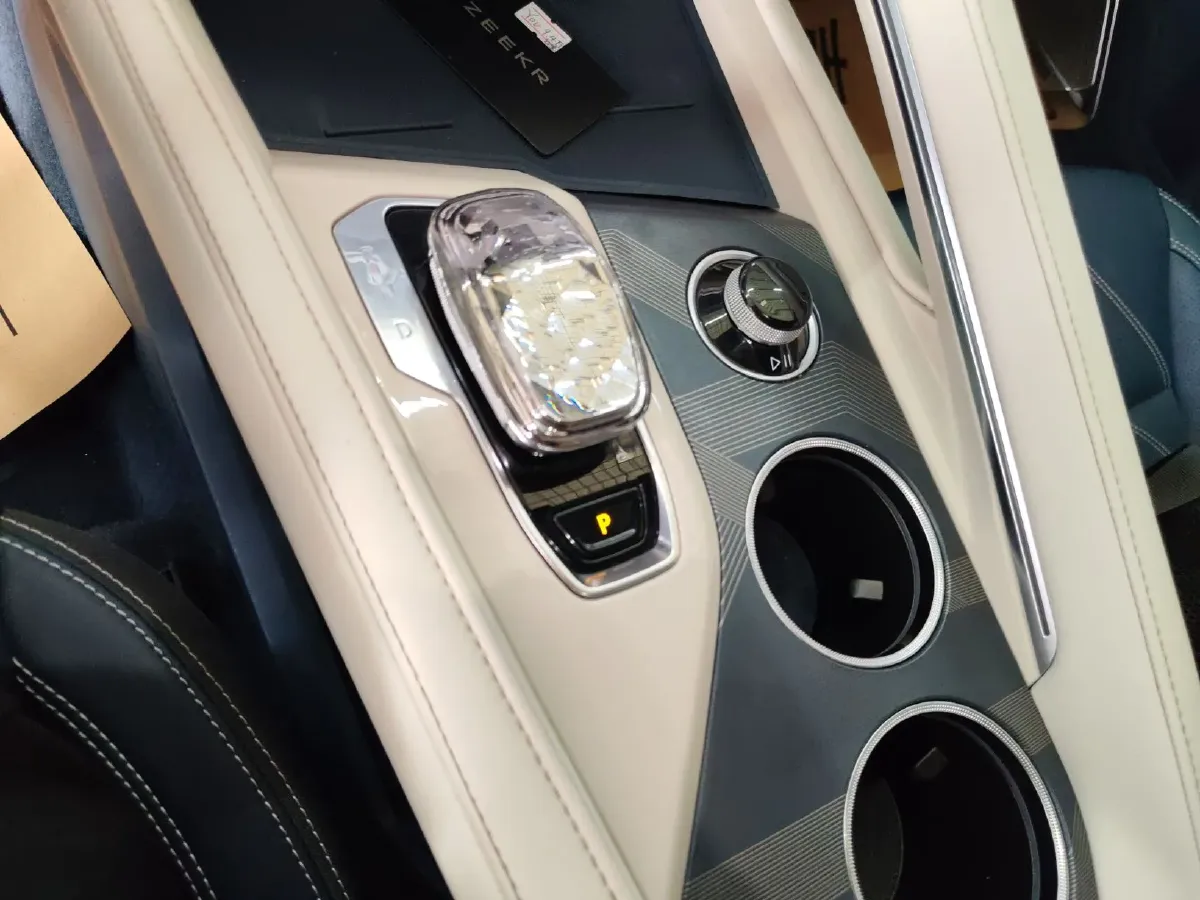 2022 Zeekr 001 BEV 100KWH,autocango,china used car exporter,china ev exporter,chinese used car exporter,chinese used ev exporter