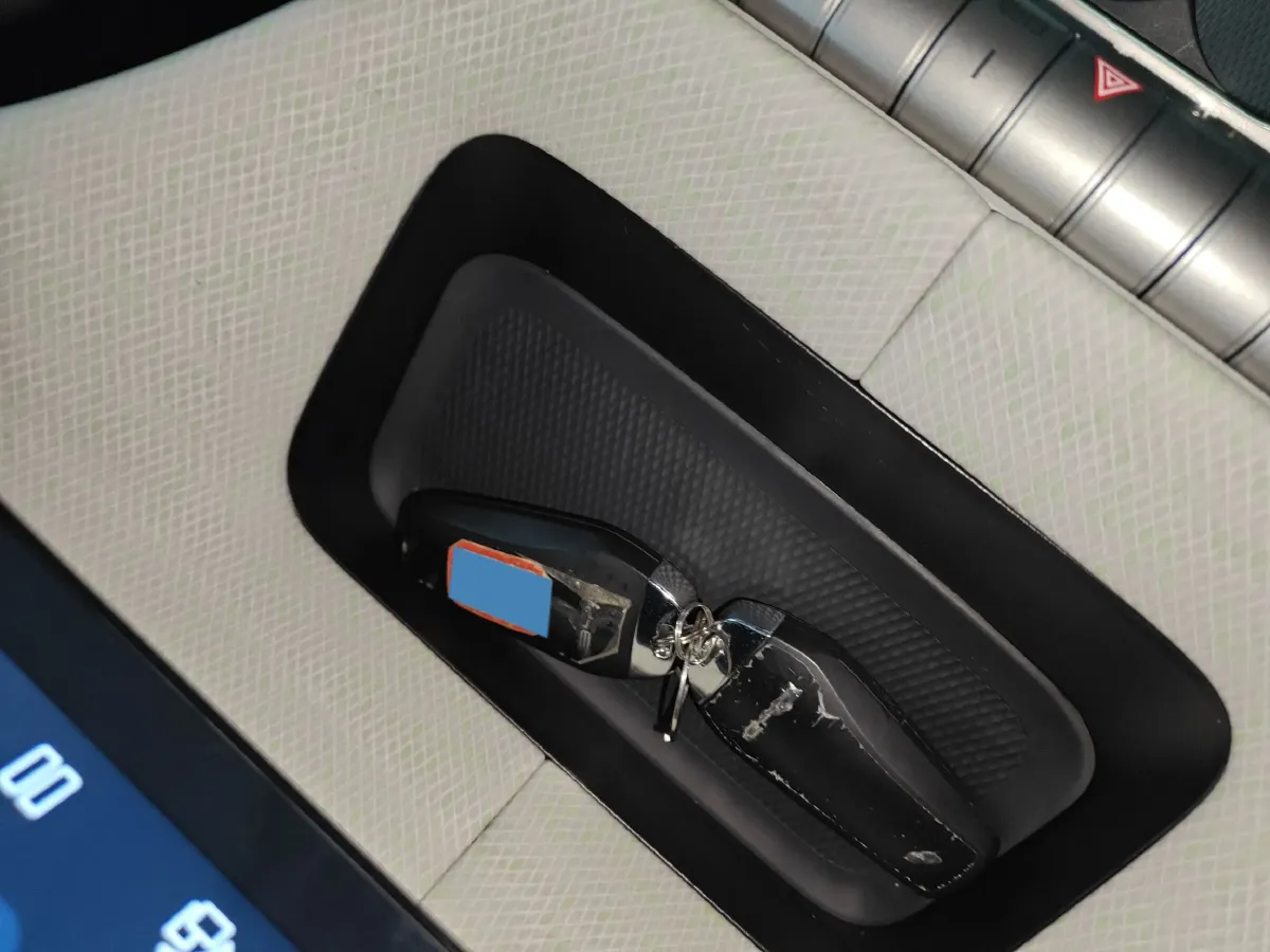 2021 BYD Dolphin BEV 44.9KWH,autocango,china used car exporter,china ev exporter,chinese used car exporter,chinese used ev exporter