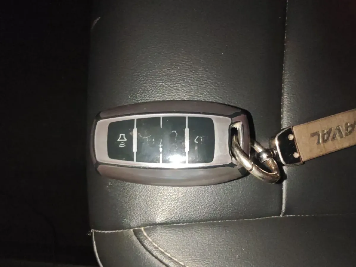 2021 Haval M6 1.5T 150HP L4 7DCT,autocango,china used car exporter,china ev exporter,chinese used car exporter,chinese used ev exporter