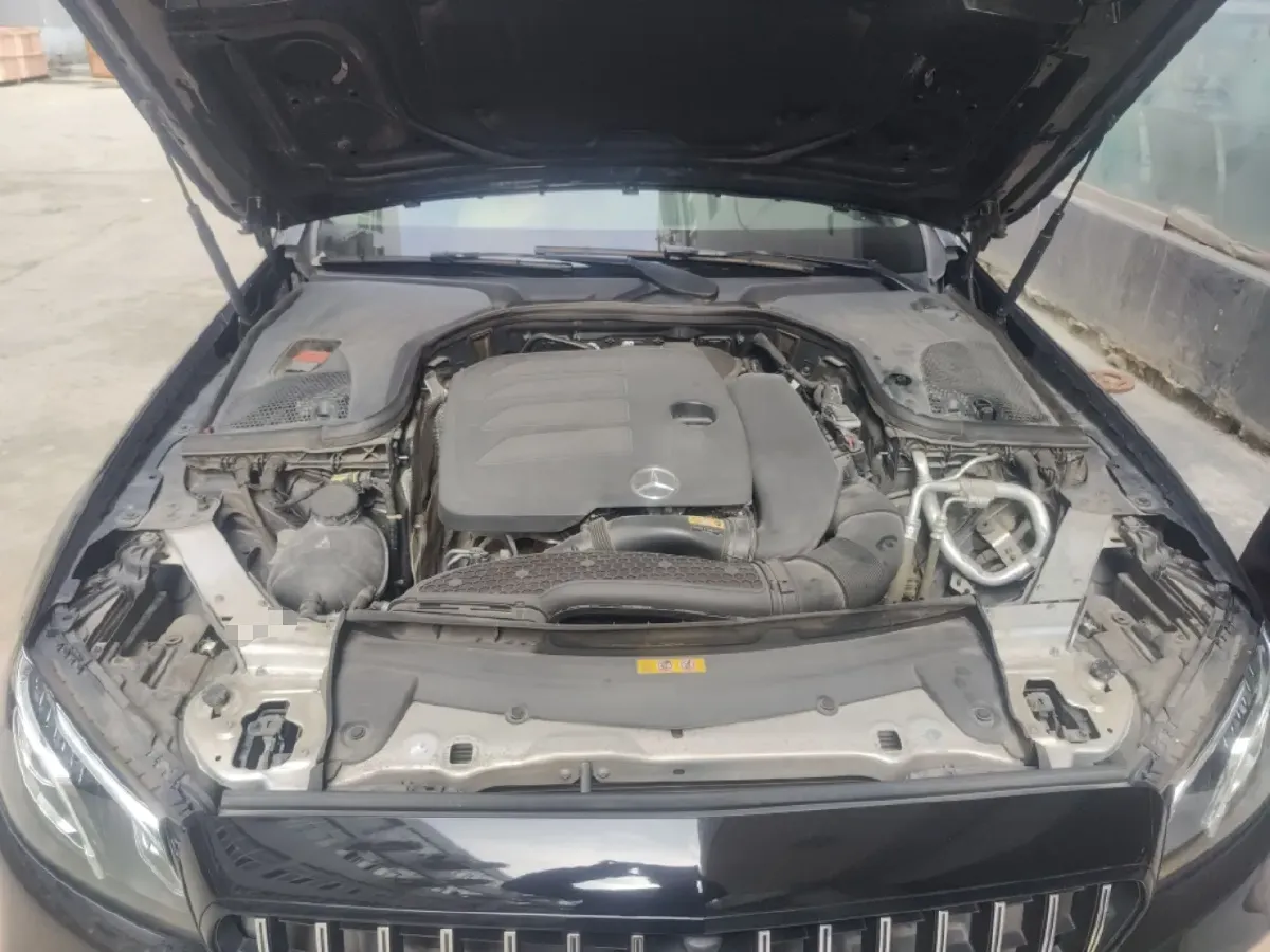 2020 Mercedes-Benz E Class 2.0T 258HP L4 9AT,autocango,china used car exporter,china ev exporter,chinese used car exporter,chinese used ev exporter