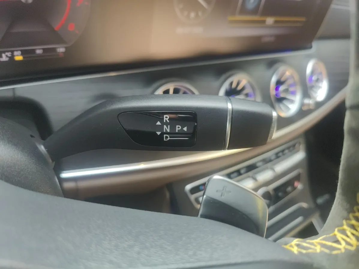 2020 Mercedes-Benz E Class 2.0T 258HP L4 9AT,autocango,china used car exporter,china ev exporter,chinese used car exporter,chinese used ev exporter