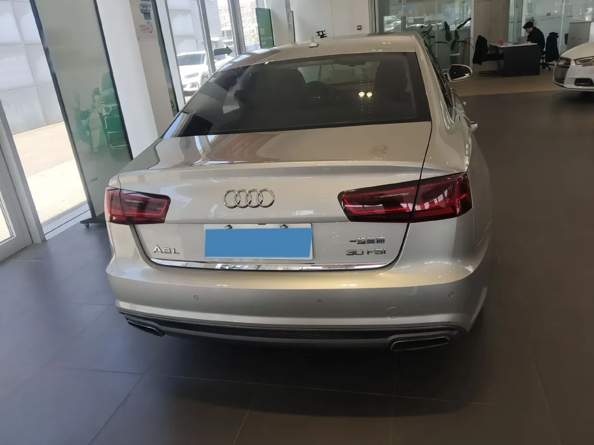2018 Audi A6L 2.5L 204HP V6 CVT,autocango,china used car exporter,china ev exporter,chinese used car exporter,chinese used ev exporter