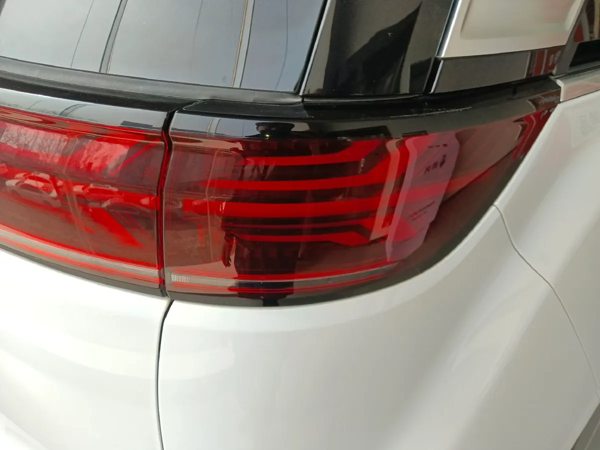 2025 Denza D9 1.5T 156HP L4 E-CVT PHEV 40KWH,autocango,china used car exporter,china ev exporter,chinese used car exporter,chinese used ev exporter