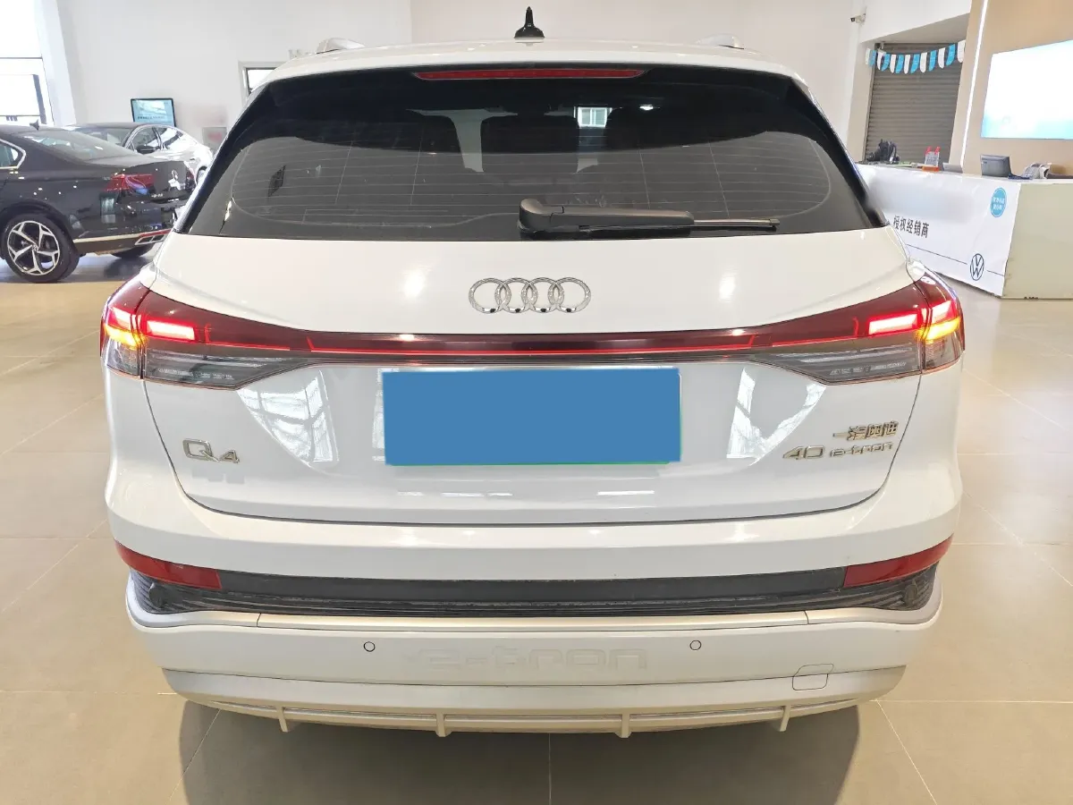 2024 Audi Q4 e-tron BEV 84.8KWH,autocango,china used car exporter,china ev exporter,chinese used car exporter,chinese used ev exporter