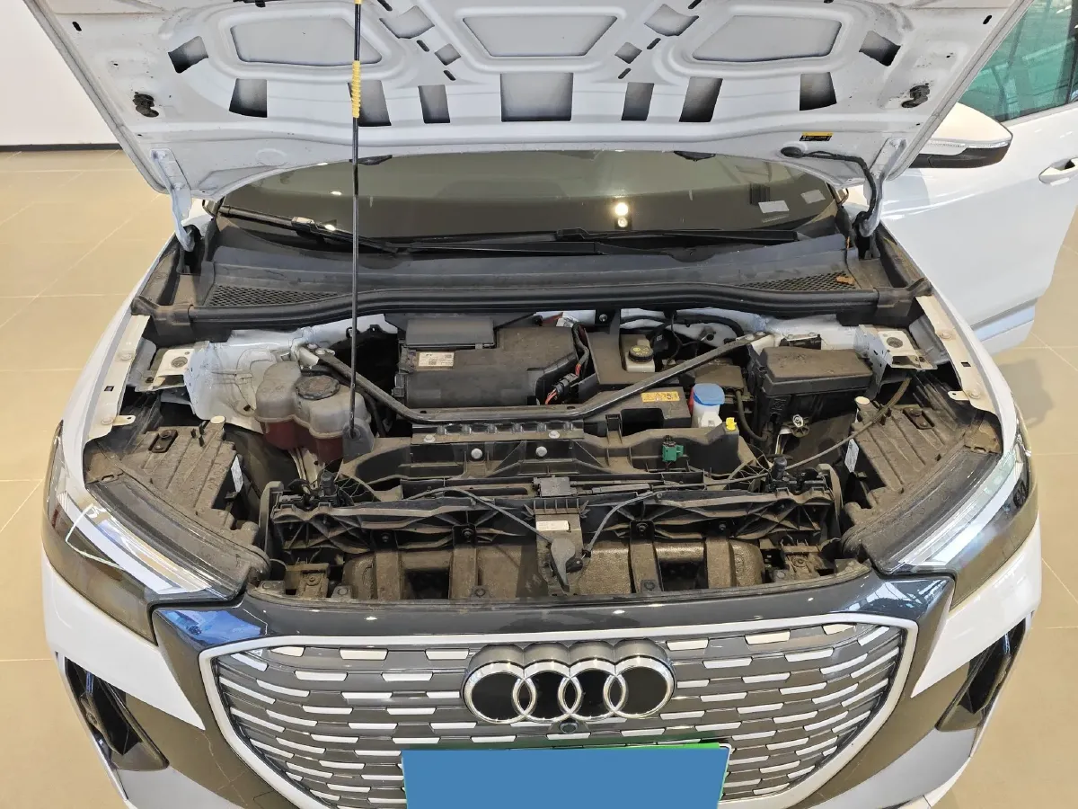 2024 Audi Q4 e-tron BEV 84.8KWH,autocango,china used car exporter,china ev exporter,chinese used car exporter,chinese used ev exporter