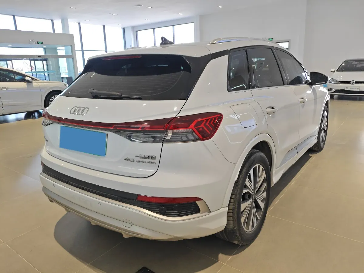 2024 Audi Q4 e-tron BEV 84.8KWH,autocango,china used car exporter,china ev exporter,chinese used car exporter,chinese used ev exporter
