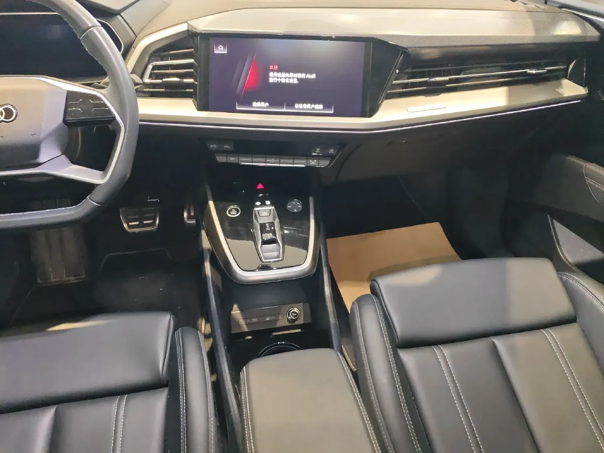 2024 Audi Q4 e-tron BEV 84.8KWH,autocango,china used car exporter,china ev exporter,chinese used car exporter,chinese used ev exporter