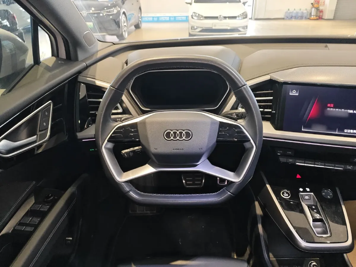 2024 Audi Q4 e-tron BEV 84.8KWH,autocango,china used car exporter,china ev exporter,chinese used car exporter,chinese used ev exporter
