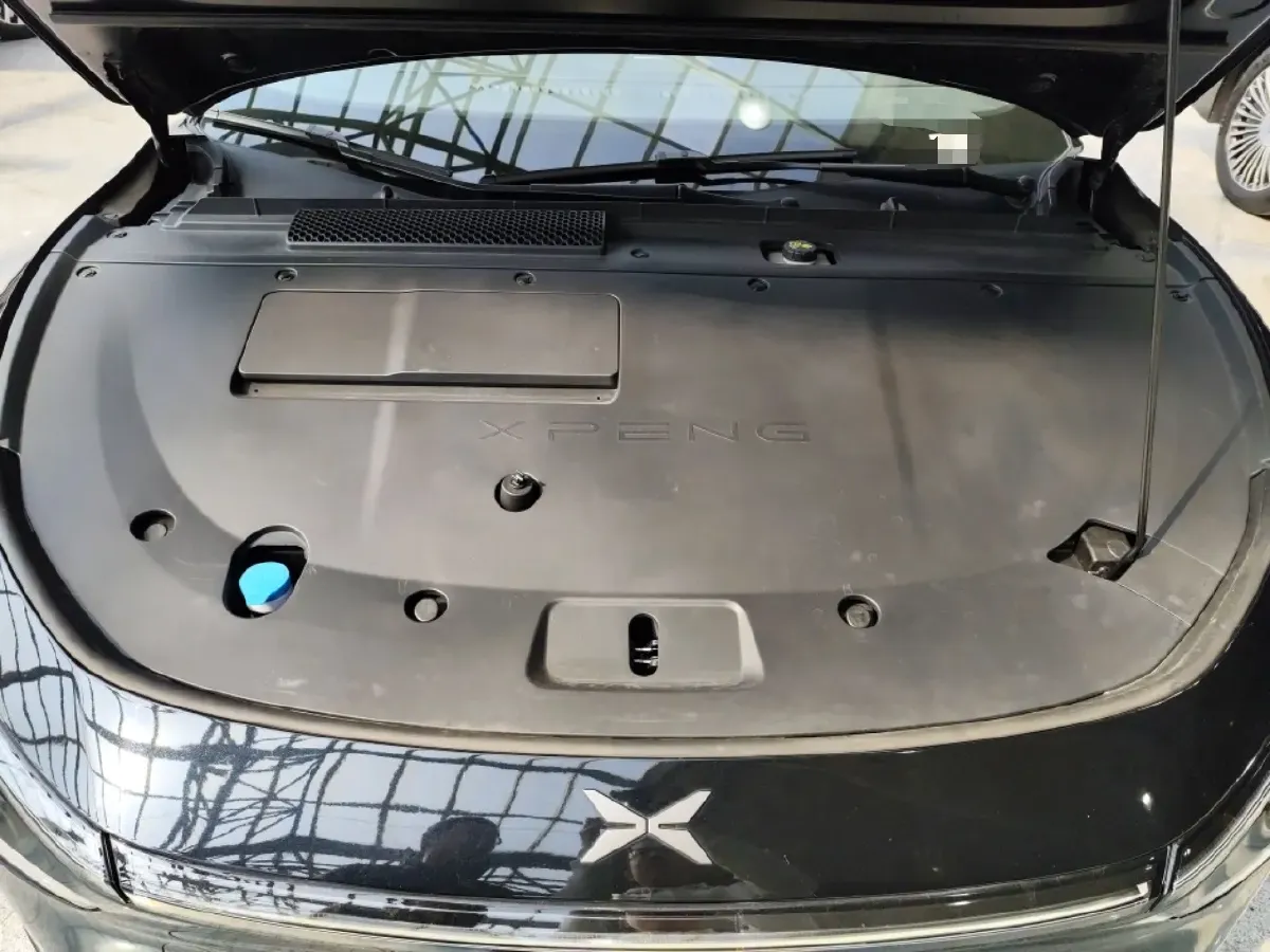 2024 Xpeng P7+ BEV 60.7KWH,autocango,china used car exporter,china ev exporter,chinese used car exporter,chinese used ev exporter