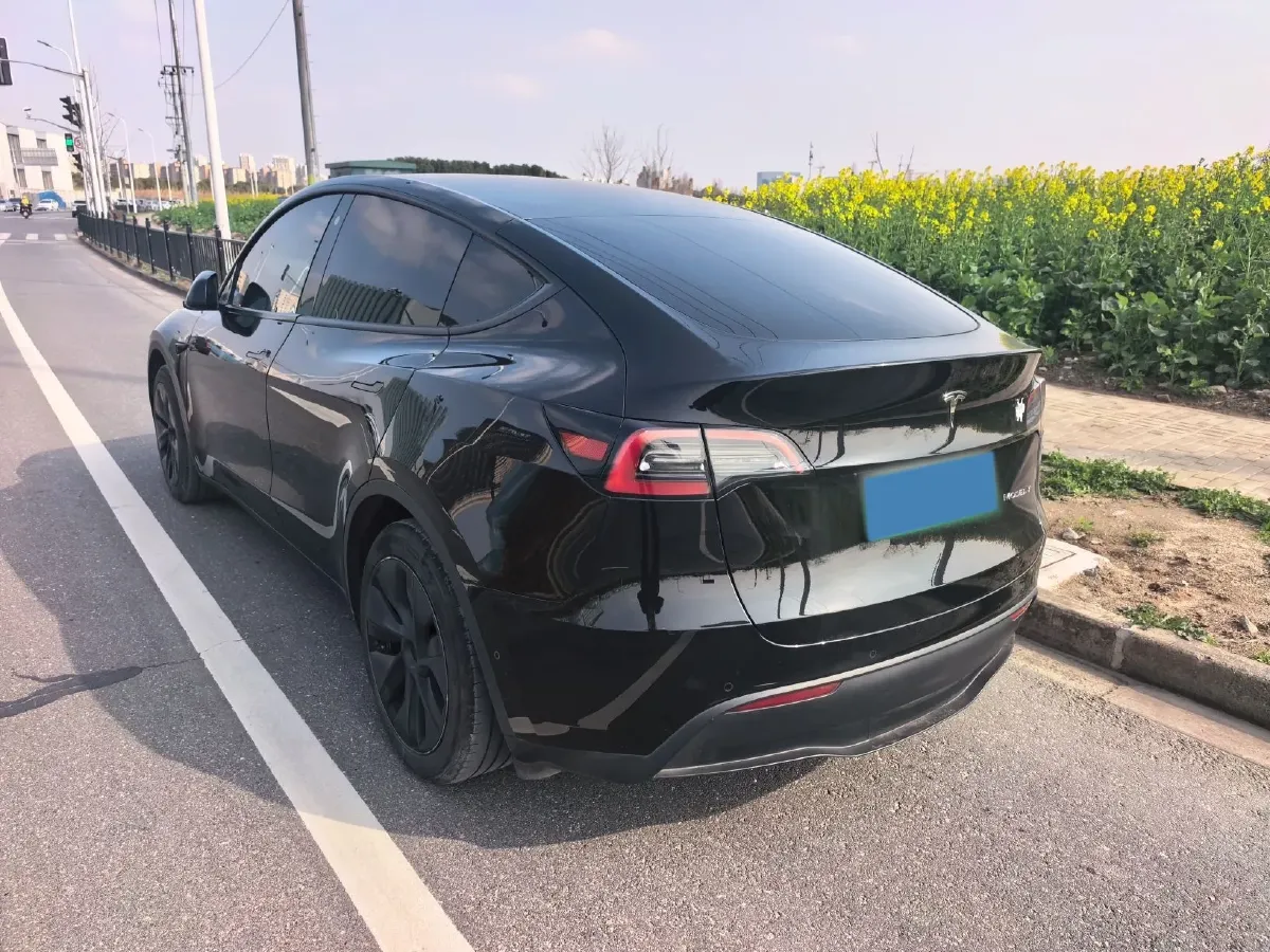 2023 Tesla Model Y BEV 60KWH,autocango,china used car exporter,china ev exporter,chinese used car exporter,chinese used ev exporter