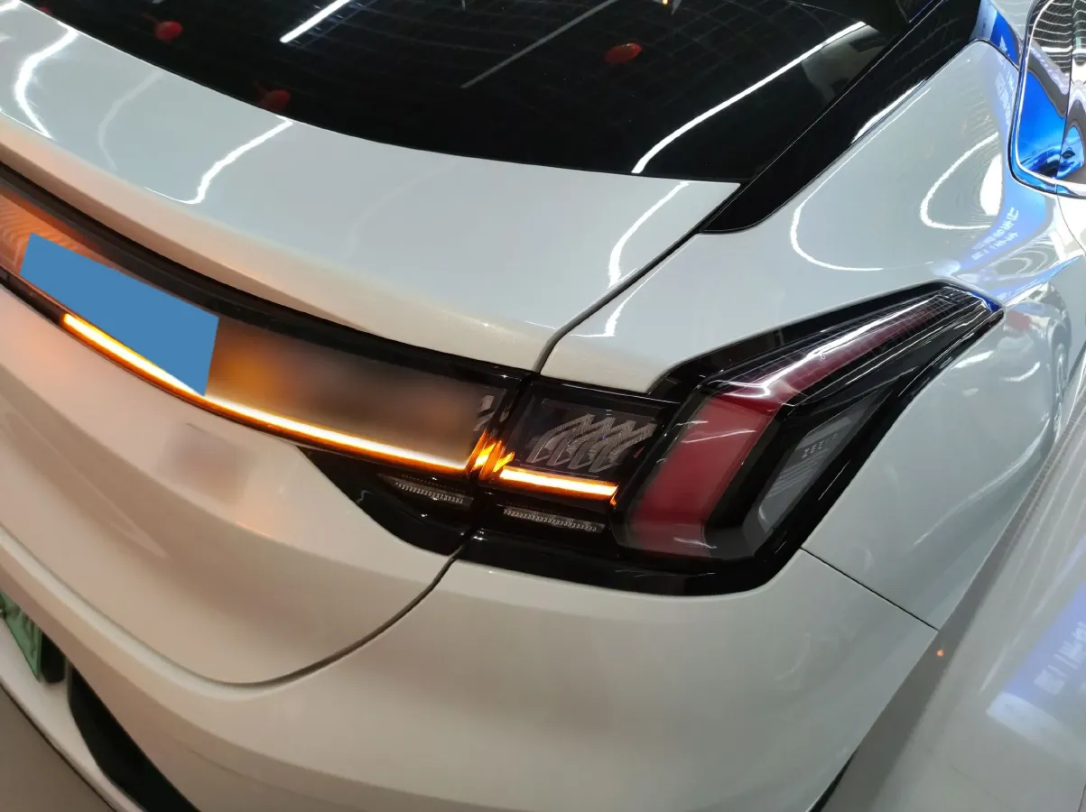 2022 Zeekr 001 BEV 86KWH,autocango,china used car exporter,china ev exporter,chinese used car exporter,chinese used ev exporter