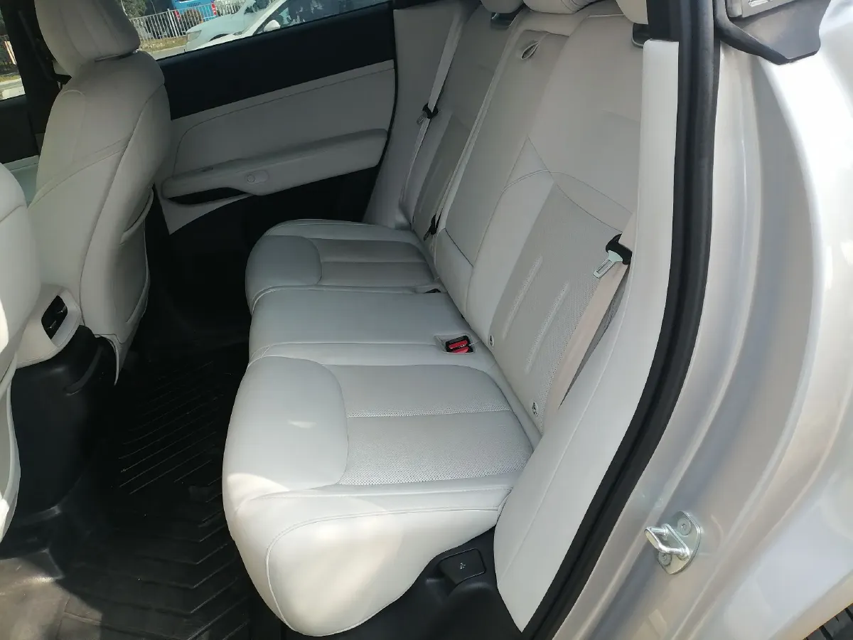 2023 Xpeng G6 BEV 66KWH,autocango,china used car exporter,china ev exporter,chinese used car exporter,chinese used ev exporter