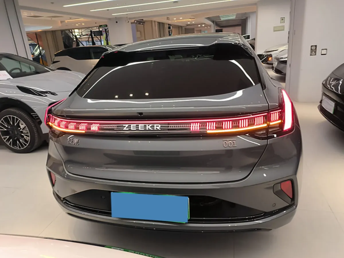 2025 Zeekr 001 BEV 100KWH,autocango,china used car exporter,china ev exporter,chinese used car exporter,chinese used ev exporter