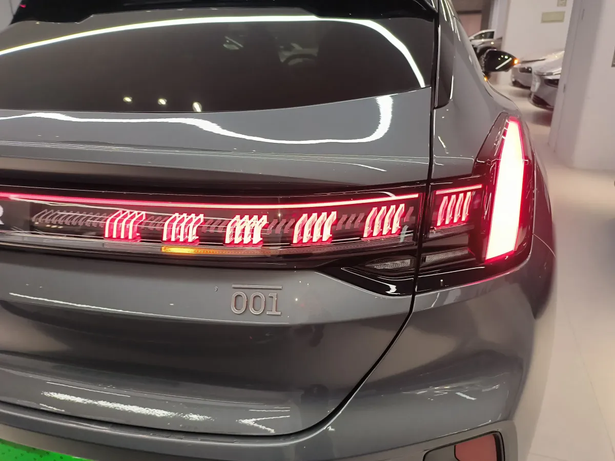 2025 Zeekr 001 BEV 100KWH,autocango,china used car exporter,china ev exporter,chinese used car exporter,chinese used ev exporter