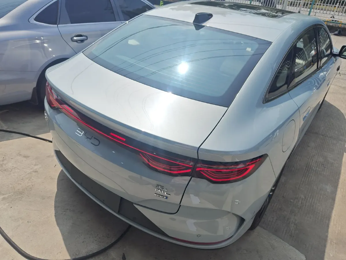 2025 BYD QinL BEV,autocango,china used car exporter,china ev exporter,chinese used car exporter,chinese used ev exporter