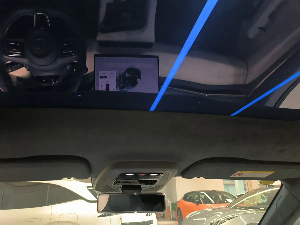 2025 Zeekr 001 BEV 100KWH,autocango,china used car exporter,china ev exporter,chinese used car exporter,chinese used ev exporter