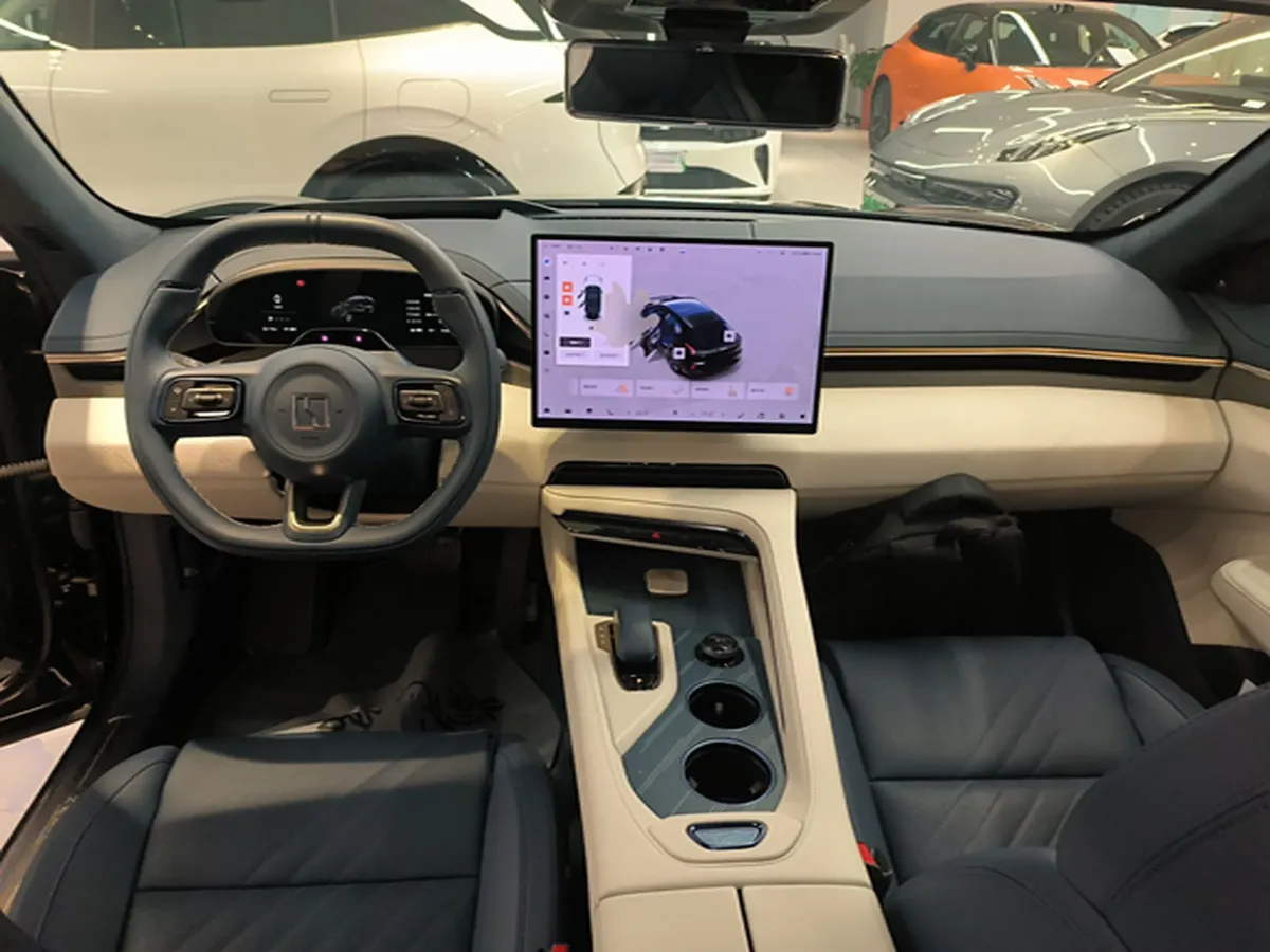 2025 Zeekr 001 BEV 100KWH,autocango,china used car exporter,china ev exporter,chinese used car exporter,chinese used ev exporter