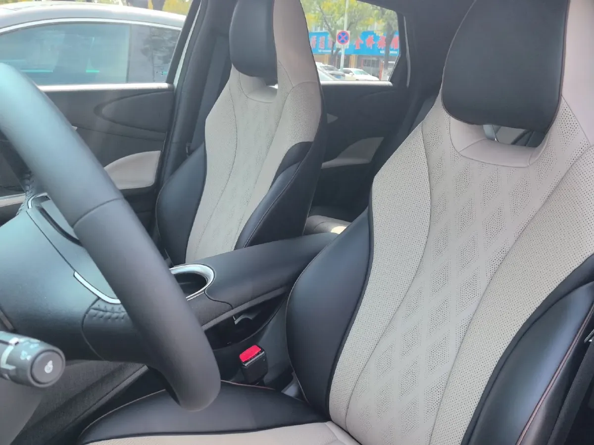 2024 BYD Dolphin BEV 44.928KWH,autocango,china used car exporter,china ev exporter,chinese used car exporter,chinese used ev exporter