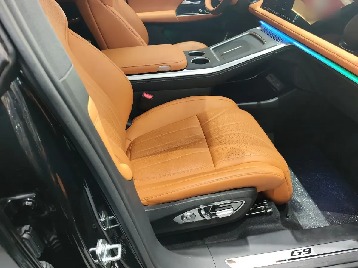 2025 Xpeng G9 BEV 79KWH,autocango,china used car exporter,china ev exporter,chinese used car exporter,chinese used ev exporter