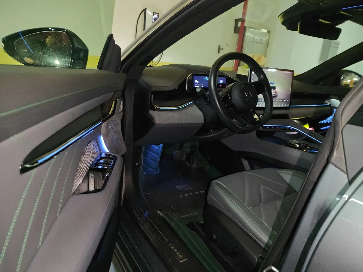 2022 Zeekr 001 BEV 100KWH,autocango,china used car exporter,china ev exporter,chinese used car exporter,chinese used ev exporter