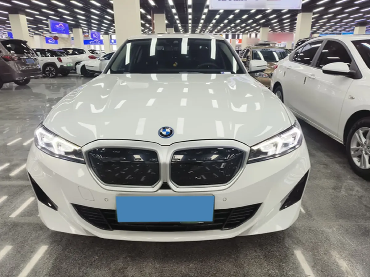 2022 BMW i3 BEV 70KWH,autocango,china used car exporter,china ev exporter,chinese used car exporter,chinese used ev exporter