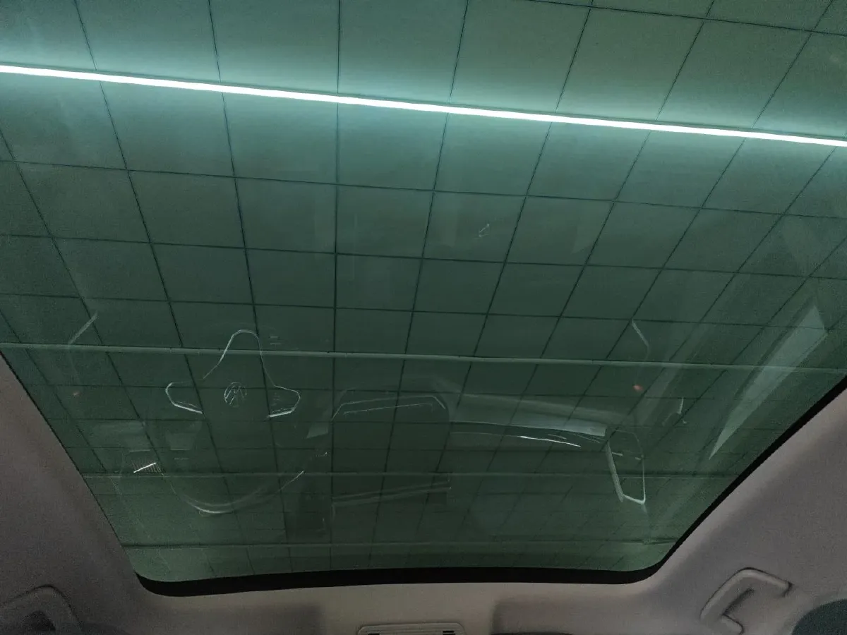 2021 Volkswagen ID.6 Crozz BEV 84.8KWH,autocango,china used car exporter,china ev exporter,chinese used car exporter,chinese used ev exporter