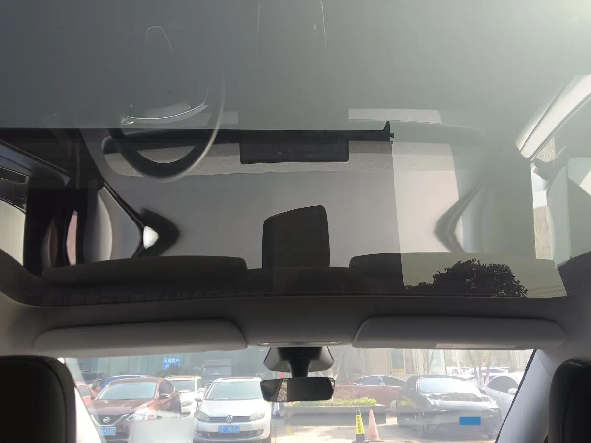 2025 Tesla Model Y BEV 62.5KWH,autocango,china used car exporter,china ev exporter,chinese used car exporter,chinese used ev exporter