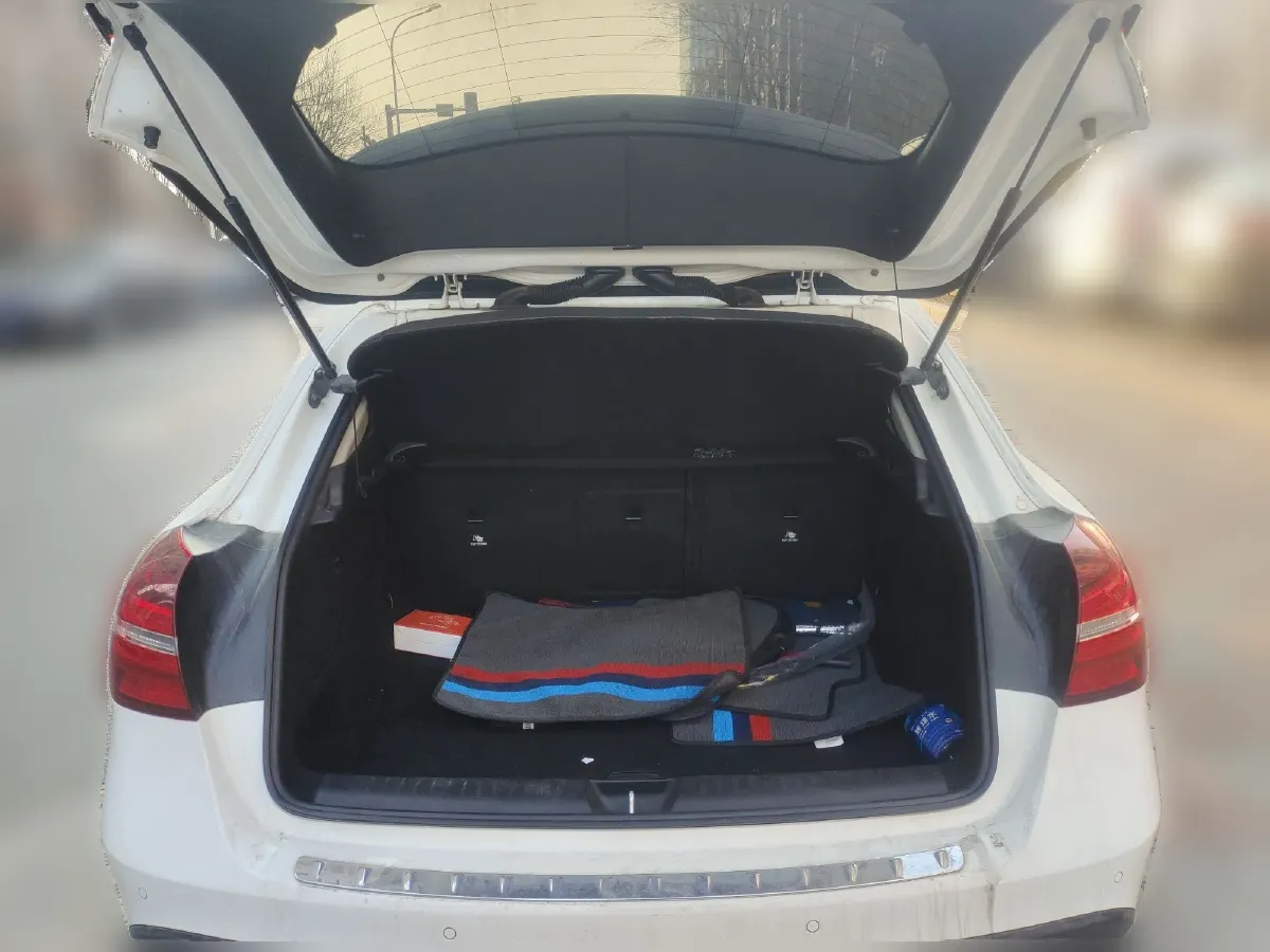 2018 Mercedes-Benz GLA Class 1.6T 156HP L4 7DCT,autocango,china used car exporter,china ev exporter,chinese used car exporter,chinese used ev exporter