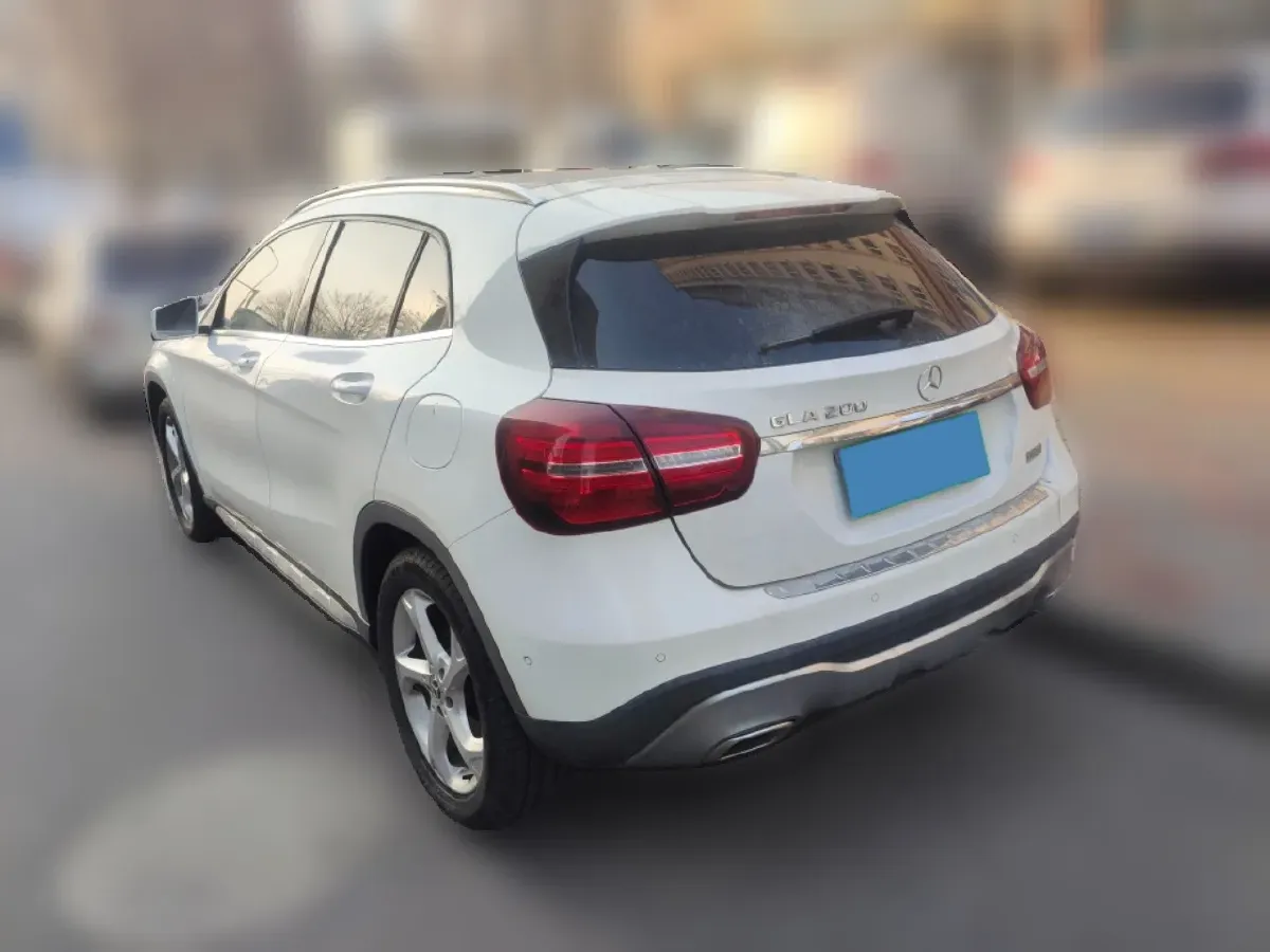 2018 Mercedes-Benz GLA Class 1.6T 156HP L4 7DCT,autocango,china used car exporter,china ev exporter,chinese used car exporter,chinese used ev exporter