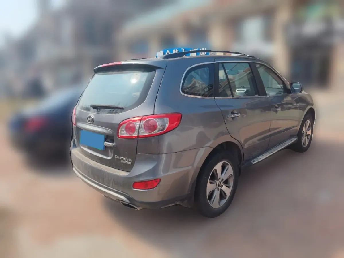 2012 Hyundai Santafe Classic 2.4L 174HP L4 6AT,autocango,china used car exporter,china ev exporter,chinese used car exporter,chinese used ev exporter