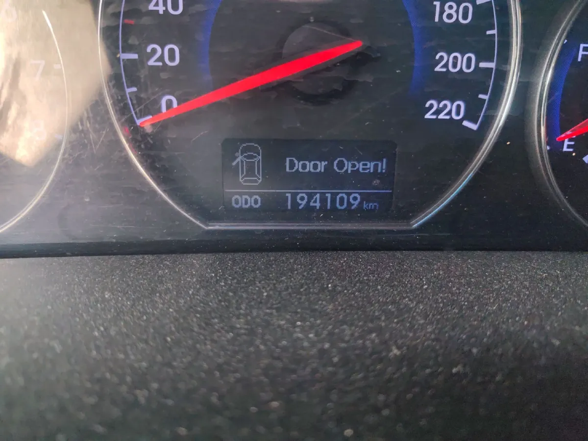 2012 Hyundai Santafe Classic 2.4L 174HP L4 6AT,autocango,china used car exporter,china ev exporter,chinese used car exporter,chinese used ev exporter