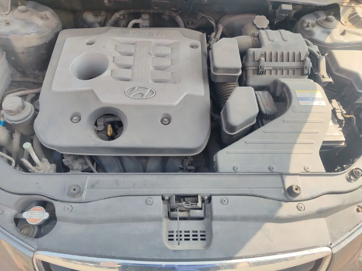 2012 Hyundai Santafe Classic 2.4L 174HP L4 6AT,autocango,china used car exporter,china ev exporter,chinese used car exporter,chinese used ev exporter