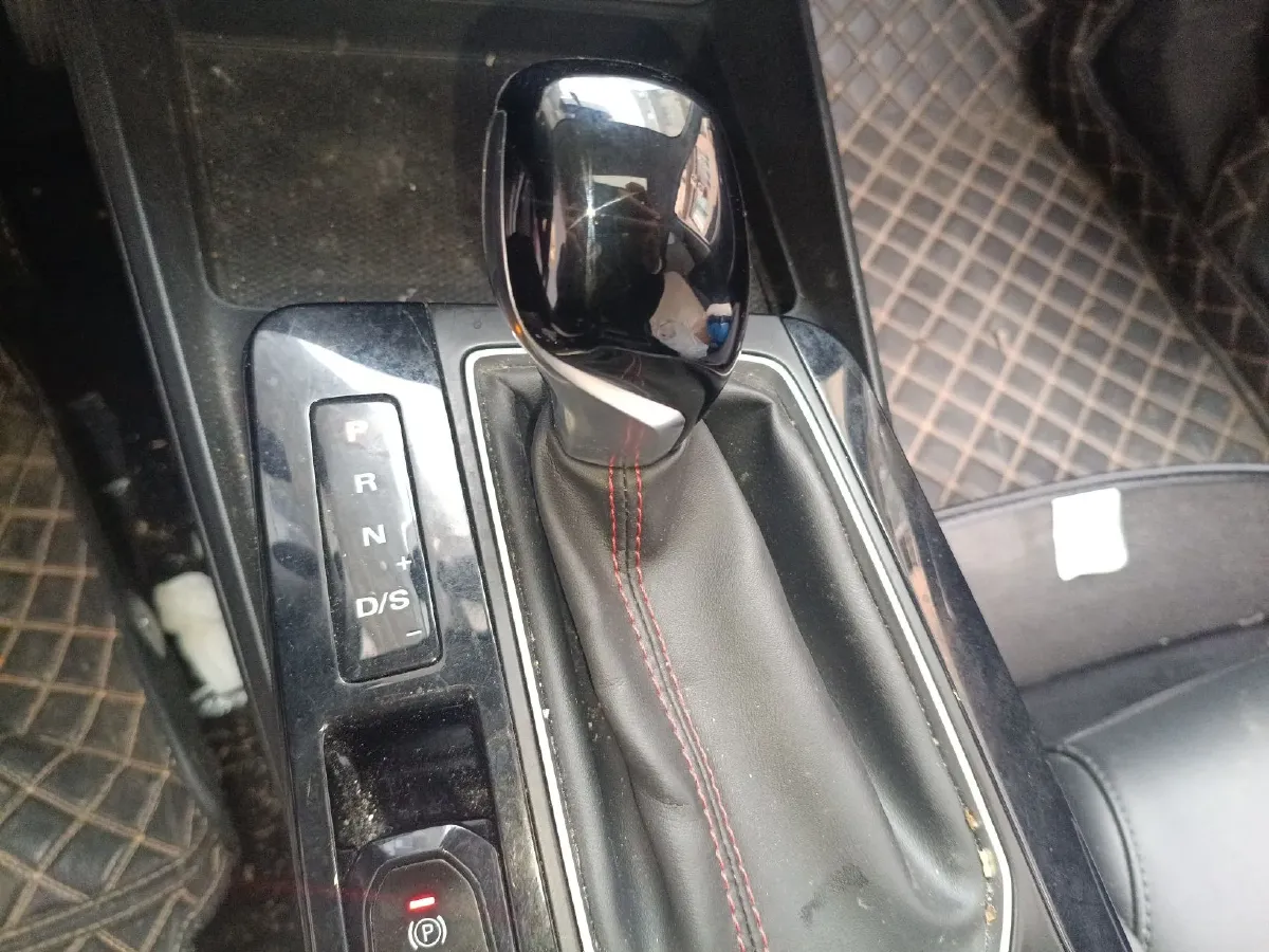 2022 MG 5 1.5L 120HP L4 CVT,autocango,china used car exporter,china ev exporter,chinese used car exporter,chinese used ev exporter