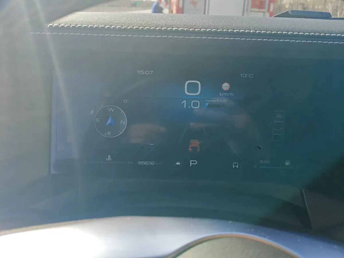 2024 Tank 300 2.0T 227HP L4 8AT,autocango,china used car exporter,china ev exporter,chinese used car exporter,chinese used ev exporter