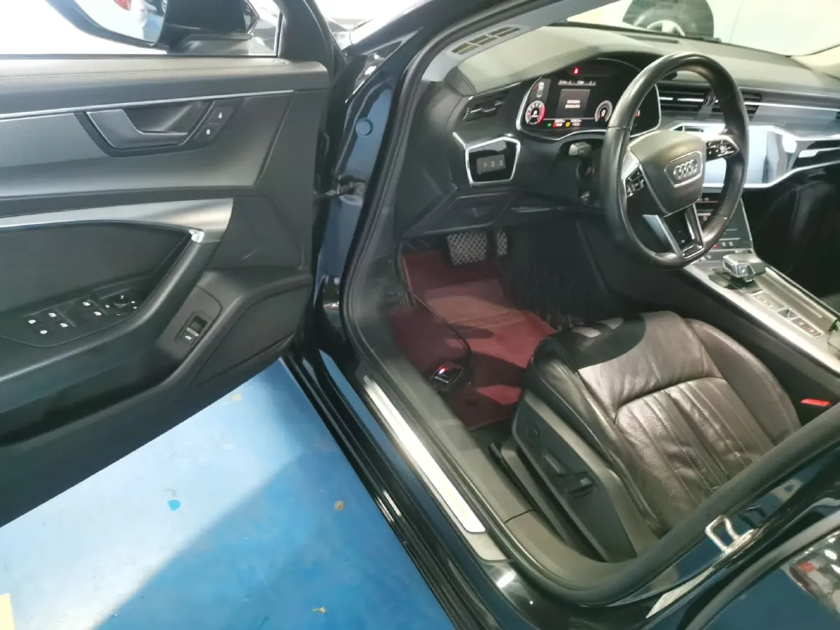 2019 Audi A6L 2.0T 190HP L4 7DCT,autocango,china used car exporter,china ev exporter,chinese used car exporter,chinese used ev exporter