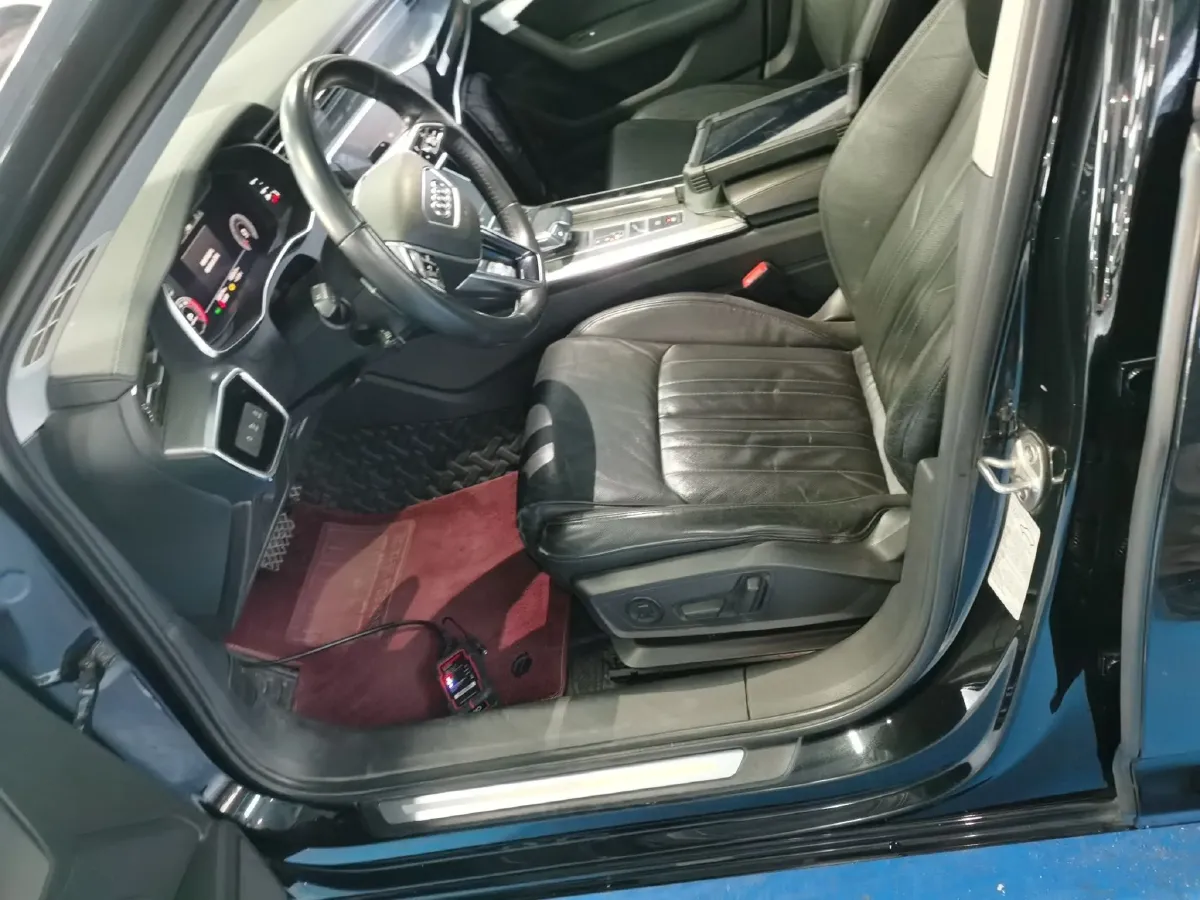 2019 Audi A6L 2.0T 190HP L4 7DCT,autocango,china used car exporter,china ev exporter,chinese used car exporter,chinese used ev exporter