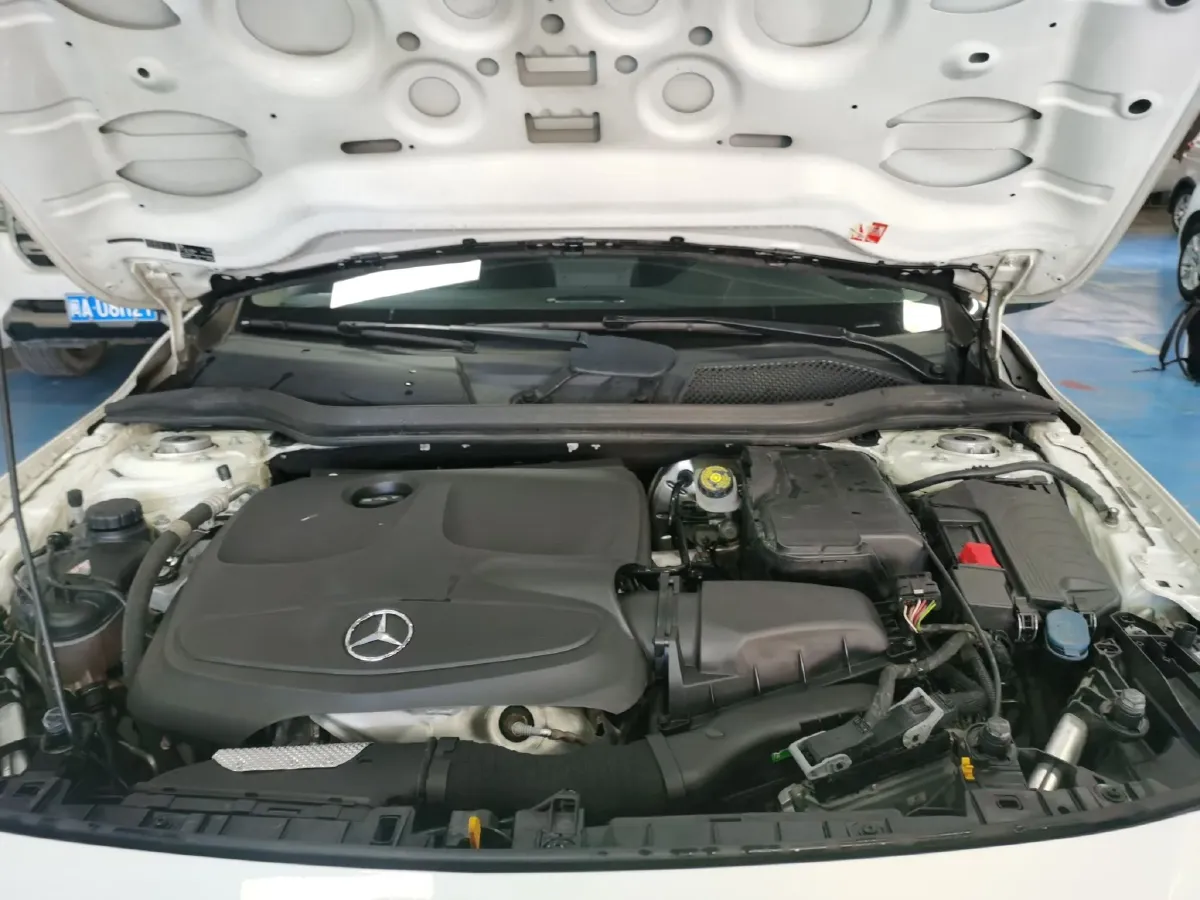 2017 Mercedes-Benz GLA Class 1.6T 156HP L4 7DCT,autocango,china used car exporter,china ev exporter,chinese used car exporter,chinese used ev exporter