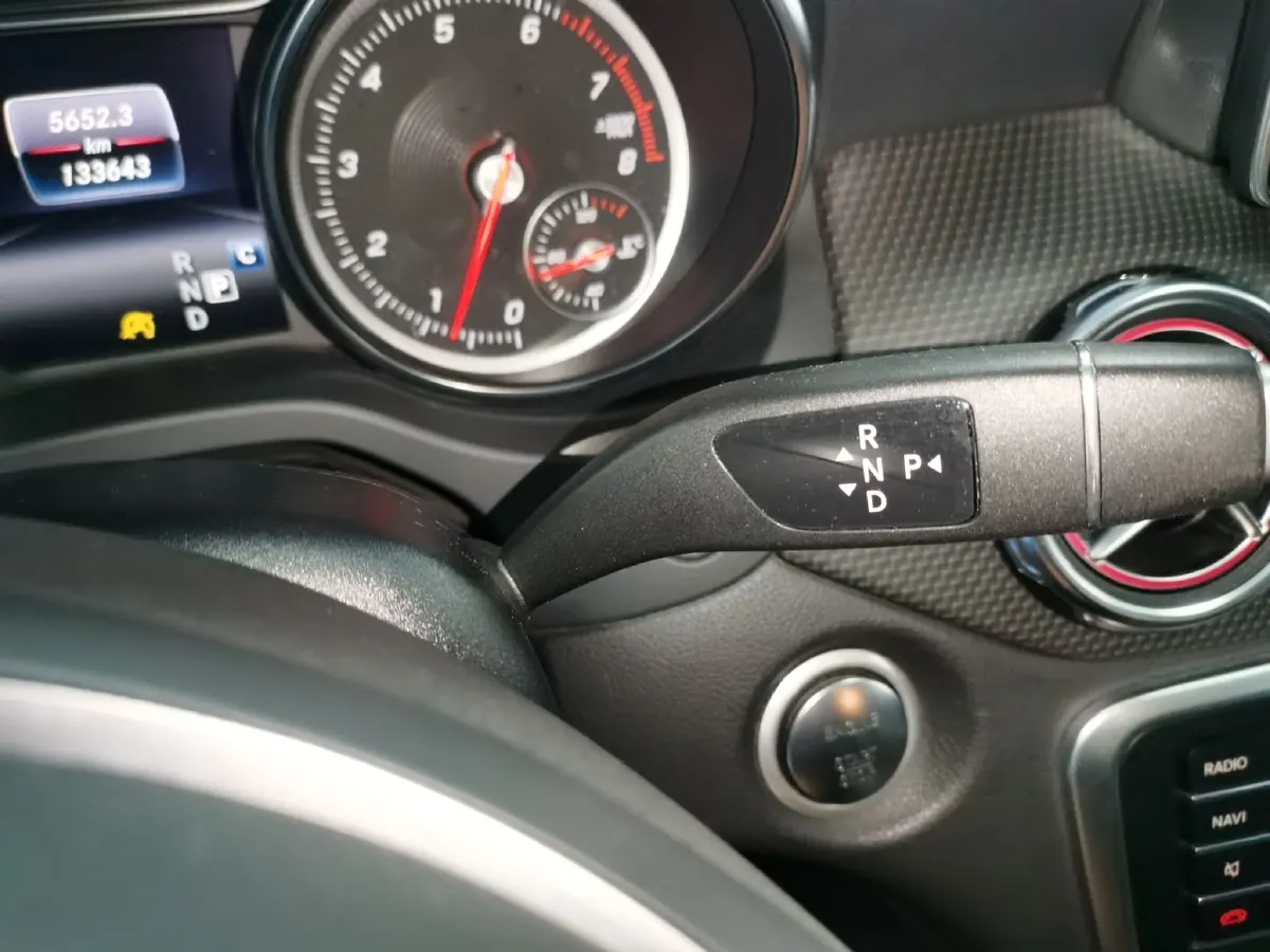 2017 Mercedes-Benz GLA Class 1.6T 156HP L4 7DCT,autocango,china used car exporter,china ev exporter,chinese used car exporter,chinese used ev exporter